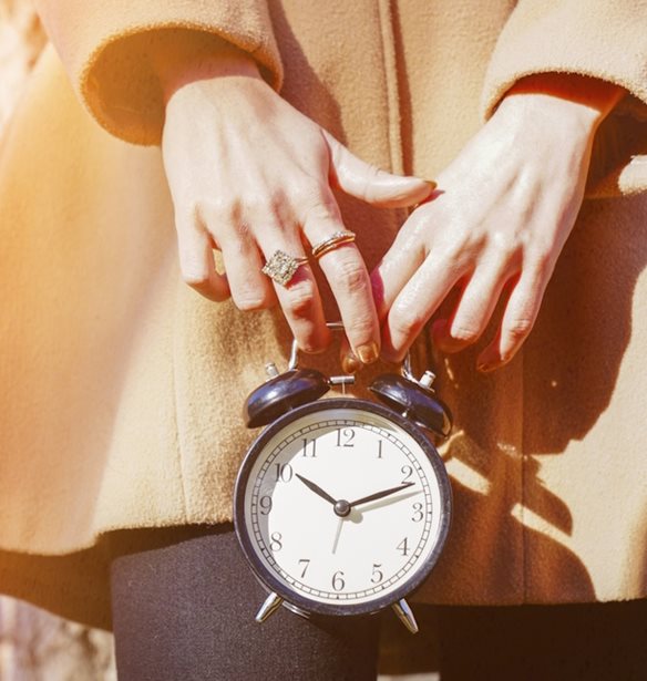 Η Zara Home αναβιώνει το αναλογικό ρολόι της δεκαετίας του 1970: Γιατί γίνεται απαραίτητο το 2026