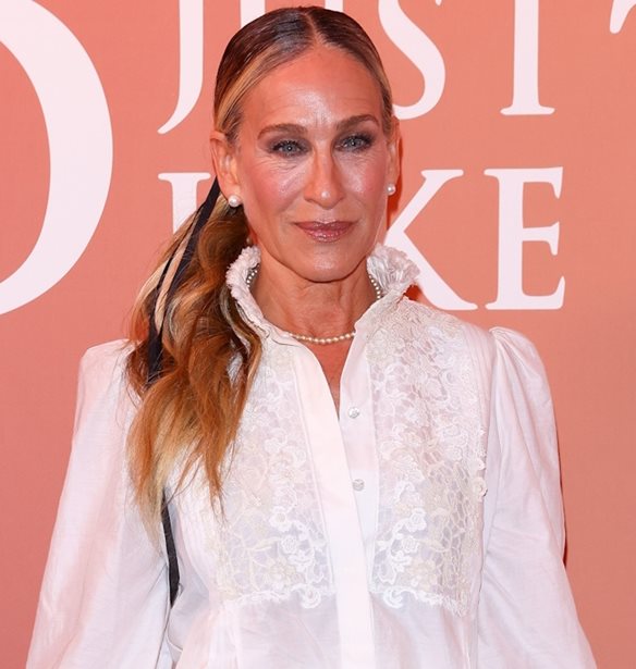 Sarah Jessica Parker: Γιατί δεν αντέχει να παρακολουθεί τo And Just Like That;