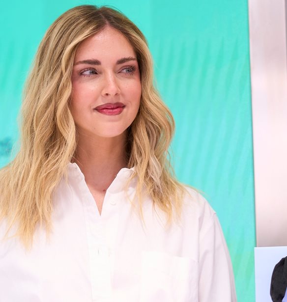 Chiara Ferragni: Αυτά είναι τα άνετα παπούτσια που επέλεξε για τις χειμερινές διακοπές της στη Λαπωνία
