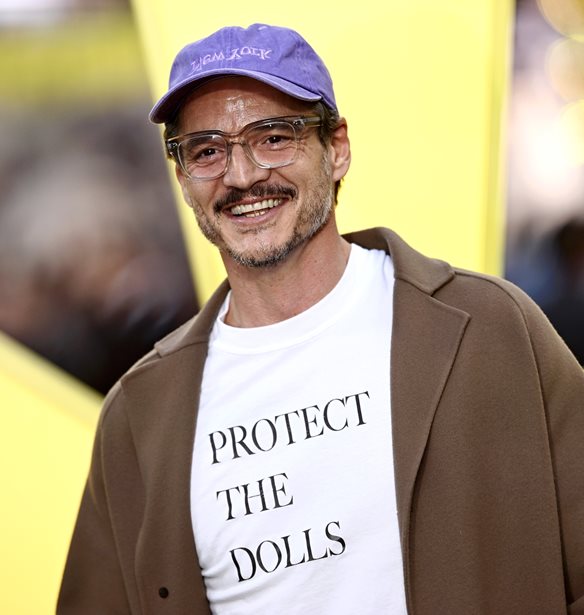 Η σπάνια οικογενειακή φωτογραφία του Pedro Pascal, 34 χρόνια πριν