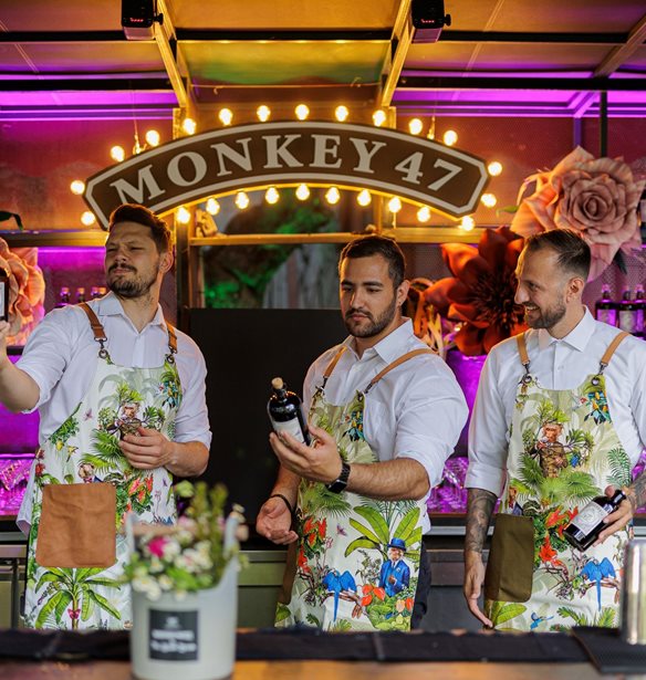 Monkey 47 Wunderbar Party: Ένα ανθισμένο πάρτι στην καρδιά της Αθήνας
