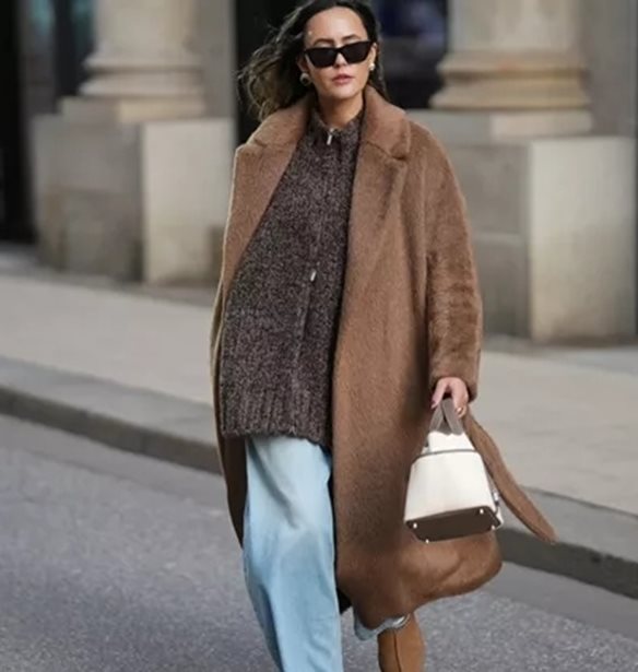 Η γήινη απόχρωση στο μανικιούρ που ταιριάζει με όλα και θα λατρέψεις στο ρεβεγιόν