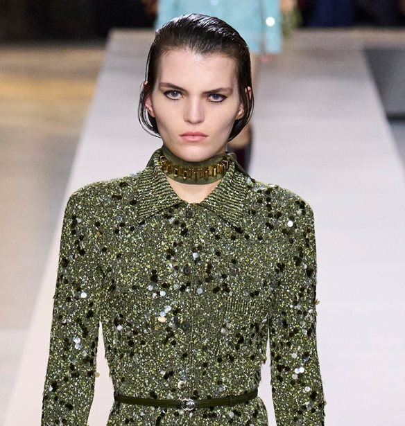 Sparkling days: Τα items που θα διατηρήσουν τη glam αισθητική στις εμφανίσεις σου