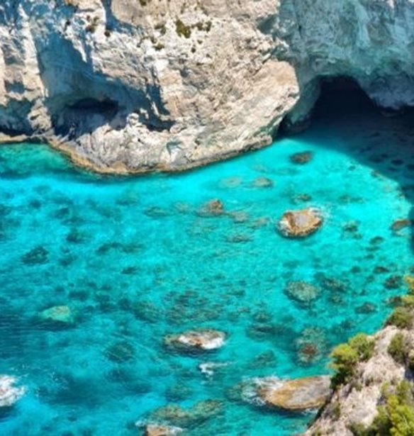 Mindful Greek Summer: Πώς να ξεκουραστείς πραγματικά στις διακοπές σου;