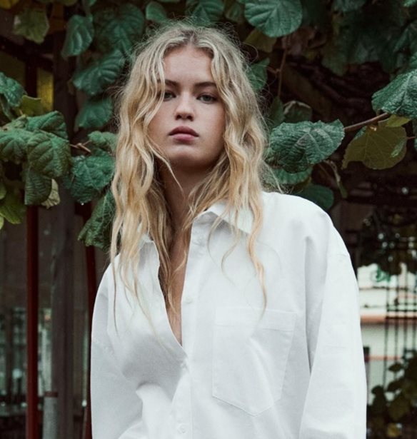 Τζιν σε πάρτι; Αυτό το παντελόνι από ZARA θα γίνει το αγαπημένο σου μέσα στις γιορτές