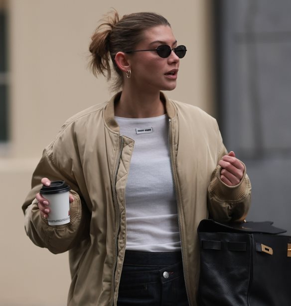 Lazy Sunday: Με αυτά τα 6 key items το look της Κυριακής θα είναι on fleek
