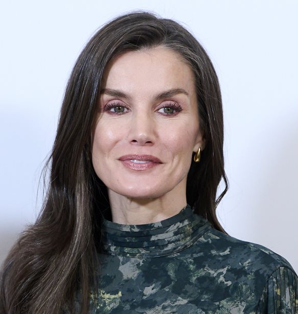Η Letizia της Ισπανίας φόρεσε τις μπότες που είναι τάση αυτή τη στιγμή