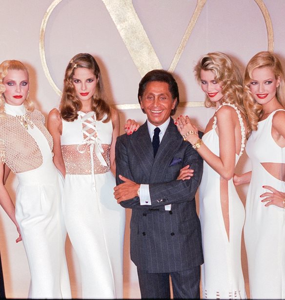 Valentino Garavani: Ο άνθρωπος που έγραψε την ομορφιά με βελόνα και κλωστή