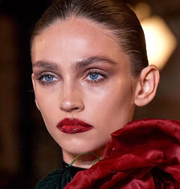 Τα απόλυτα κόκκινα κραγιόν σε liquid μορφή που θα λατρέψεις