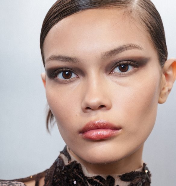 Ζουμερό Φιλί: 6 μοναδικά προϊόντα για τα πιο juicy χείλη