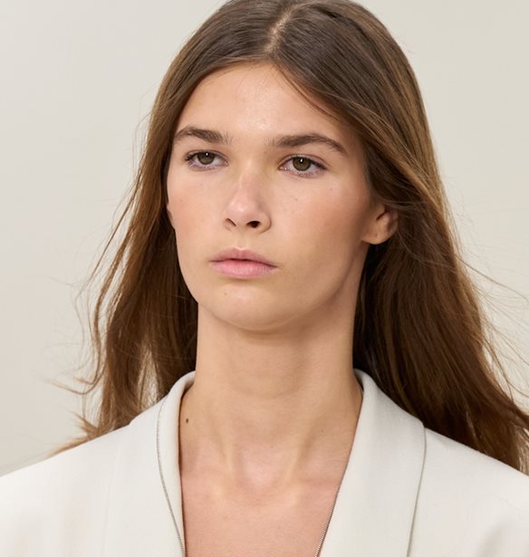 Split Ends: 5 haircare προϊόντα που θα βάλουν τέλος στις σπασμένες άκρες