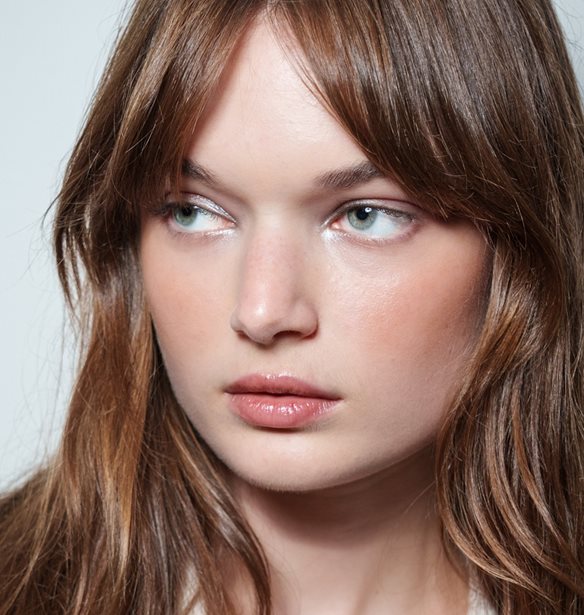 5 κορυφαία προιόντα για τα μάτια που αναζωογονούν το βλέμμα