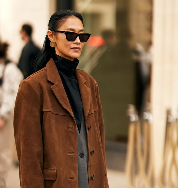 Ξέχνα το black & white: Αυτός ο χρωματικός συνδυασμός θα σου χαρίσει πολυτελή λουκ τον χειμώνα