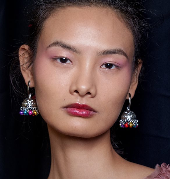 Sugarplum Glam: Το μακιγιάζ που θέλουν να δοκιμάσουν όλα τα "it" girls αυτές τις γιορτές