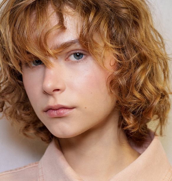 Glass Skin: Αυτό το serum χαρίζει πιο λεία, καθαρή και φωτεινή επιδερμίδα σε 7 ημέρες