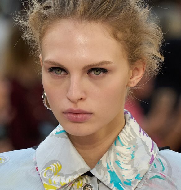 Όλα τα beauty items που φτιάχνουν τη διάθεση όπως μια ανοιξιάτικη μέρα