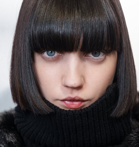 2 high–fashion hairstyles που αξίζει να δοκιμάσεις