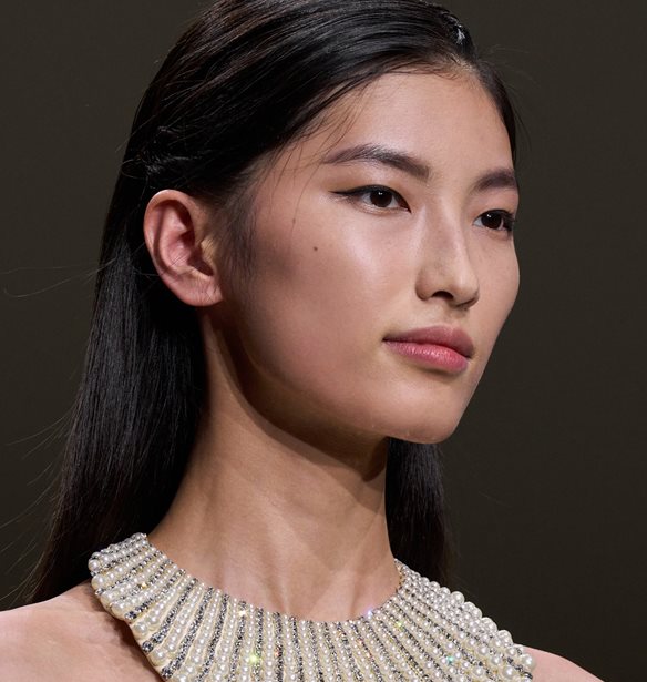 Asian Girls: Αυτή είναι η κρέμα που λατρεύουν οι Ασιάτισσες για εφέ botox
