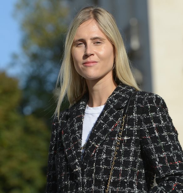 Tweed jacket: Ανακαλύψαμε 5 chic οικονομικά κομμάτια που θα ερωτευθείς με την πρώτη ματιά