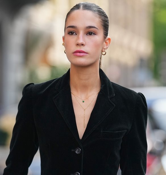 Πώς θα αναβαθμίσεις το fashion game σου στο γραφείο αυτά τα Χριστούγεννα