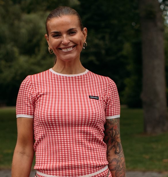 Η απόλυτη fashion εμμονή: Οι αγαπημένες σου jelly μπαλαρίνες είναι σε έκπτωση