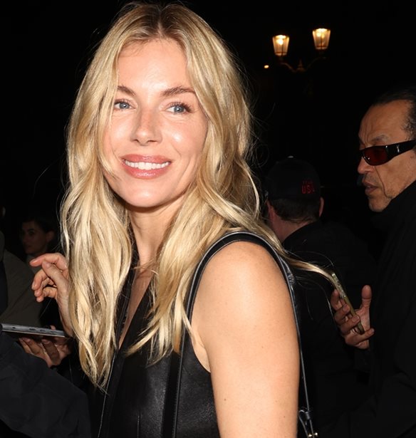Η Sienna Miller φόρεσε το '00s παντελόνι που θα διχάσει το fashion κοινό