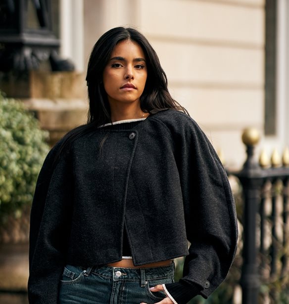 Αυτά είναι τα sneakers που πρωταγωνιστούν τώρα στο street style