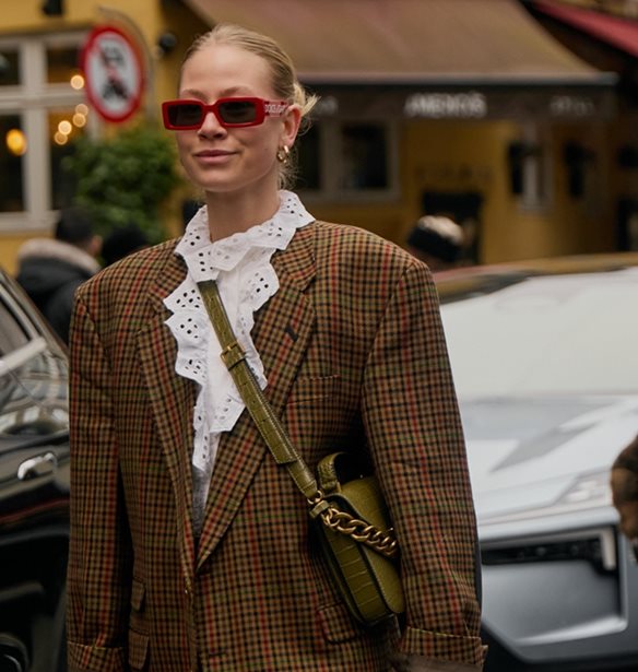 Get Inspo: Τι φοράνε αυτή τη στιγμή οι κομψές Σκανδιναβές;