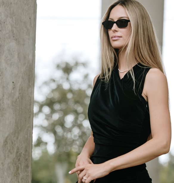 Μαύρο outfit: Πώς θα αποφύγεις τους βαρετούς συνδυασμούς