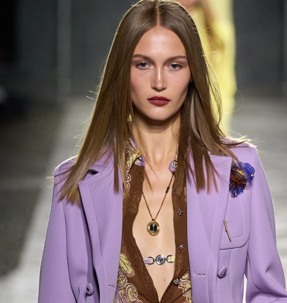 Αυτά τα 2 beauty trends από τα '60s θα κάνουν δυναμικό comeback το 2025