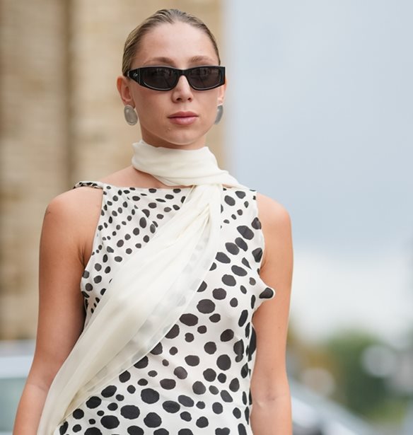Το πουά φόρεμα από ZARA που θα γίνει σύντομα sold-out