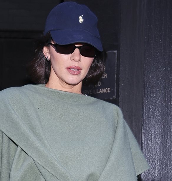 Kendall Jenner: H εμμονή που έχει με αυτό το πανωφόρι είναι δικαιολογημένη