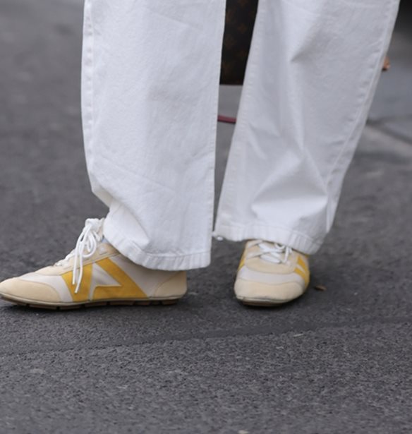 Νέες αφίξεις: 8 ζευγάρια sneakers που θα "απογειώσουν" τα casual looks σου