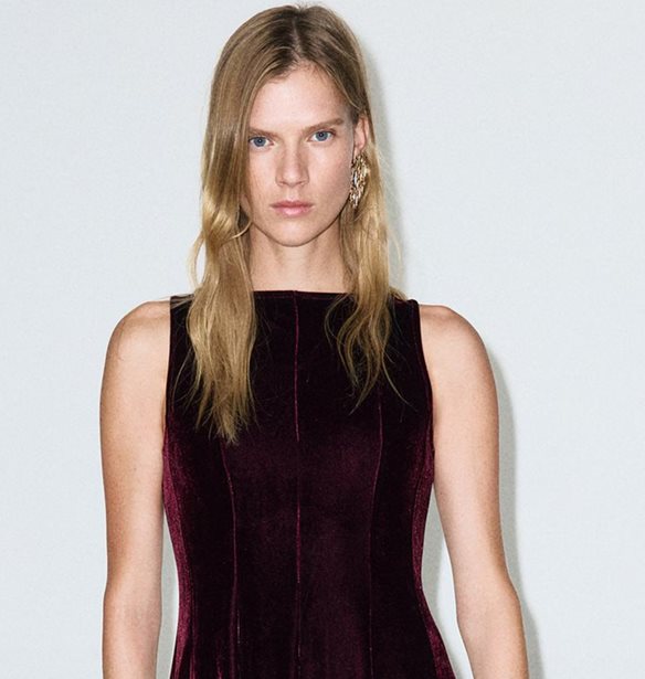 Βρήκαμε το φόρεμα των Χριστουγέννων και κοστίζει κάτω από 30 ευρώ