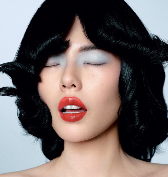 It's Show Time: 5 makeup looks που "φωνάζουν" πολυτέλεια