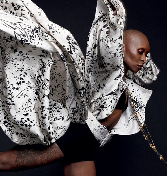 Γιατί όλοι μαγεύονται από τη Cynthia Erivo;