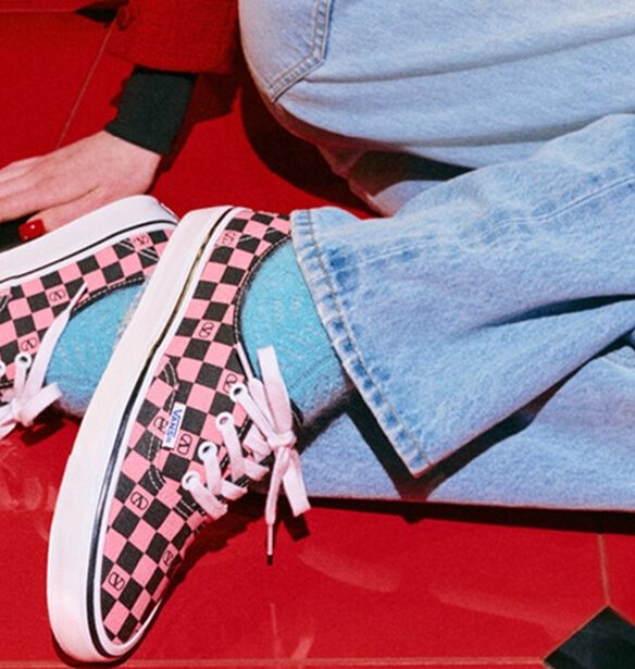 Valentino Garavani x Vans: Τα sneakers που θα φορούν όλες fashion insiders