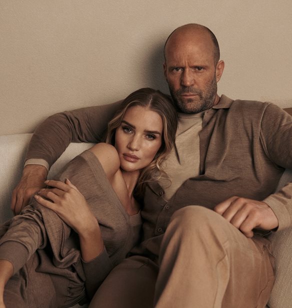 Falconeri S/S25: Η Rosie Huntington-Whiteley και ο Jason Statham πρωταγωνιστούν για πρώτη φορά μαζί στη νέα καμπάνια του brand