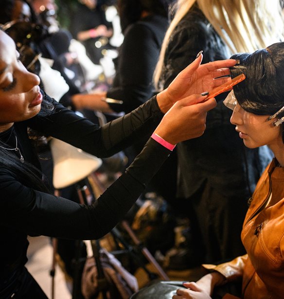 Η L’Oréal Hellas στηρίζει το μέλλον της κομμωτικής δημιουργίας και δίνει ίσες ευκαιρίες στους κομμωτές του αύριο