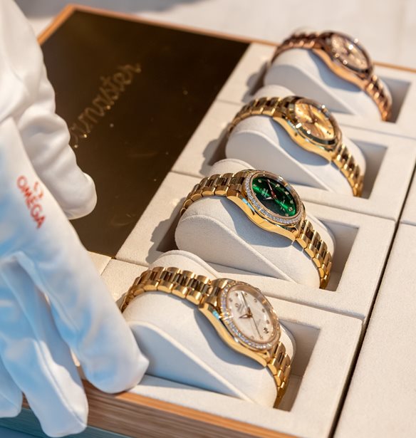 Aqua Terra 30mm: H OMEGA αποκάλυψε το "μικρό" μυστικό της στην Αθήνα