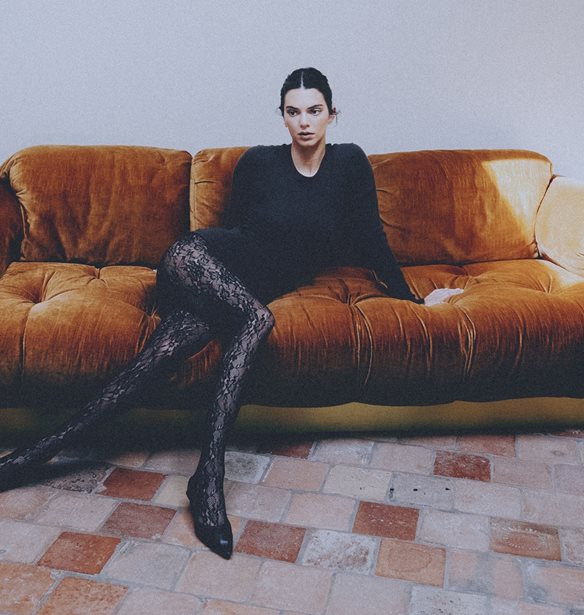 Η Kendall Jenner φόρεσε την πιο δημοφιλή τάση της φετινής σεζόν