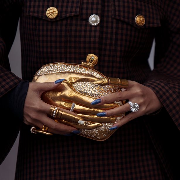 Caviar Νails: Με ποιο μανικιούρ έχουν εμμονή όλες οι beauty addicts τώρα;