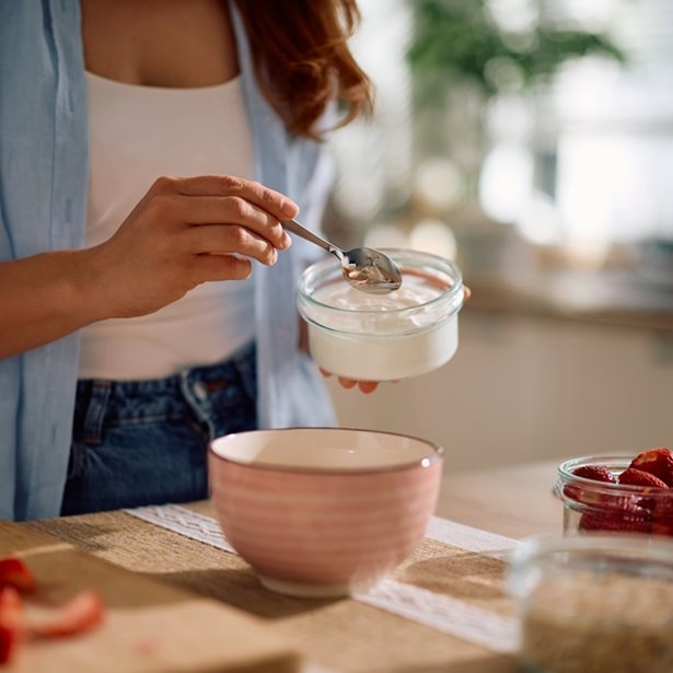 Αυτό το σνακ με βάση το γιαούρτι είναι το πιο αποτελεσματικό για την απώλεια βάρους