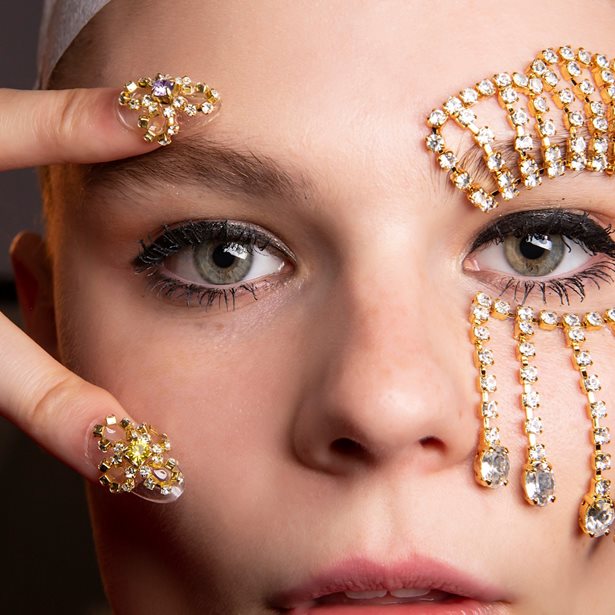 Αυτό είναι το πιο εντυπωσιακό μανικιούρ που έχουμε δει ποτέ