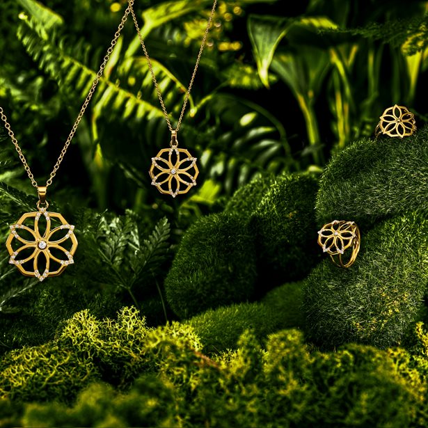 Βρήκαμε το γούρι για το 2026 και είναι το πιο όμορφο κοσμήμα που θα φοράς τη νέα χρονιά