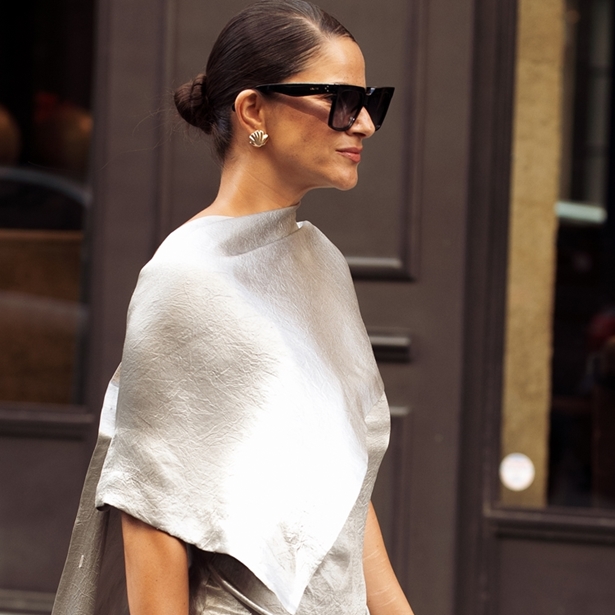 Ορκιζόμαστε: Αυτές οι τσάντες θα πρωταγωνιστήσουν στα festive λουκ του χειμώνα