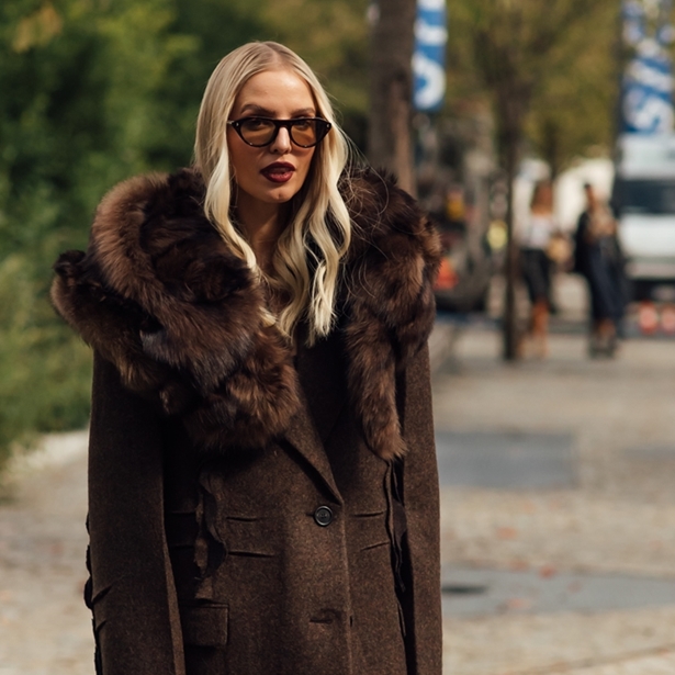 Ξέχνα το καλσόν: Αυτή η τάση θα αναδείξει τα χειμερινά λουκ σου