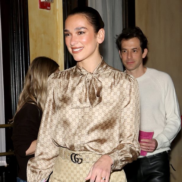 Dua Lipa: Το total Gucci σύνολο που μαγνήτισε τα βλέμματα στη Νέα Υόρκη