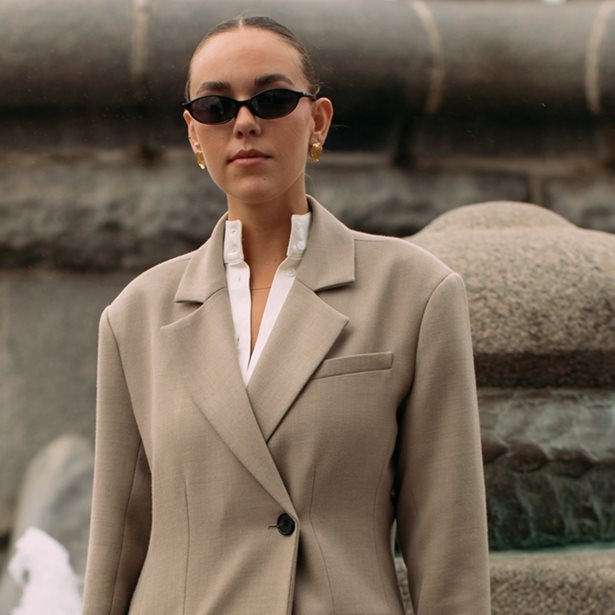 Αυτά είναι τα παπούτσια που ταιριάζουν με όλα και φοράω non-stop στο γραφείο