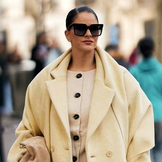 Winter's coming: 3 κλασικά μακριά παλτό από ZARA που κοστίζουν κάτω από 60 ευρώ